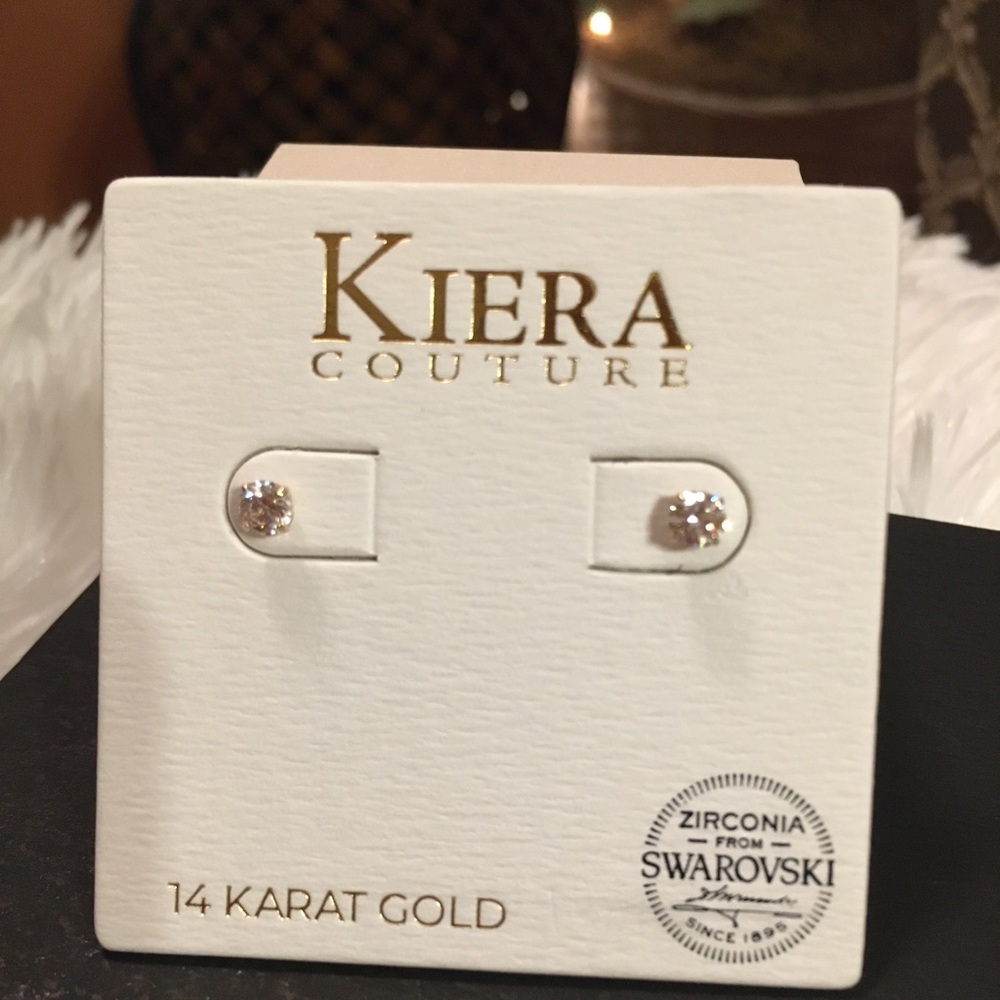14K yellow gold earrings with Swarovski stones